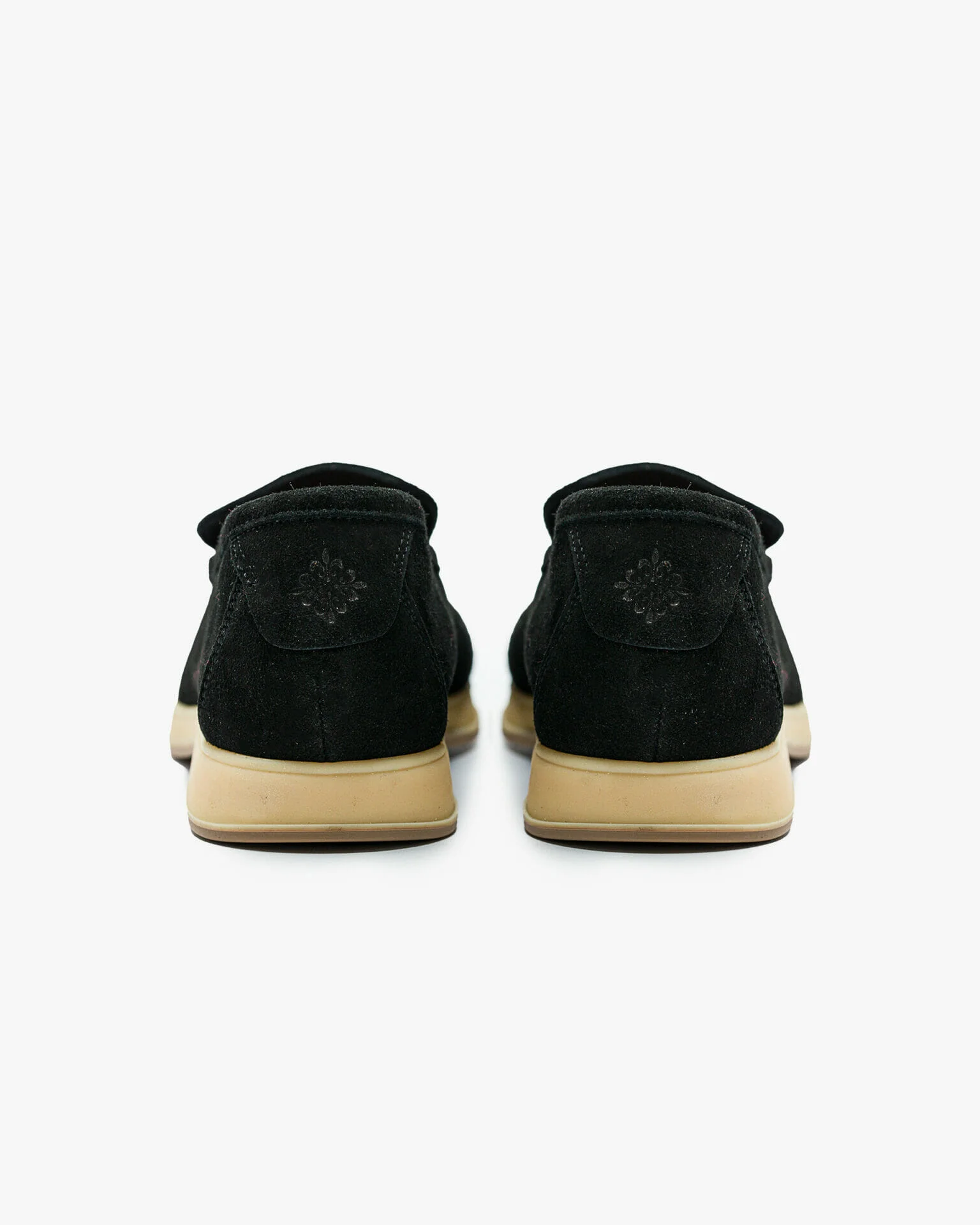 Aq-D-coast-black-suede-heel
